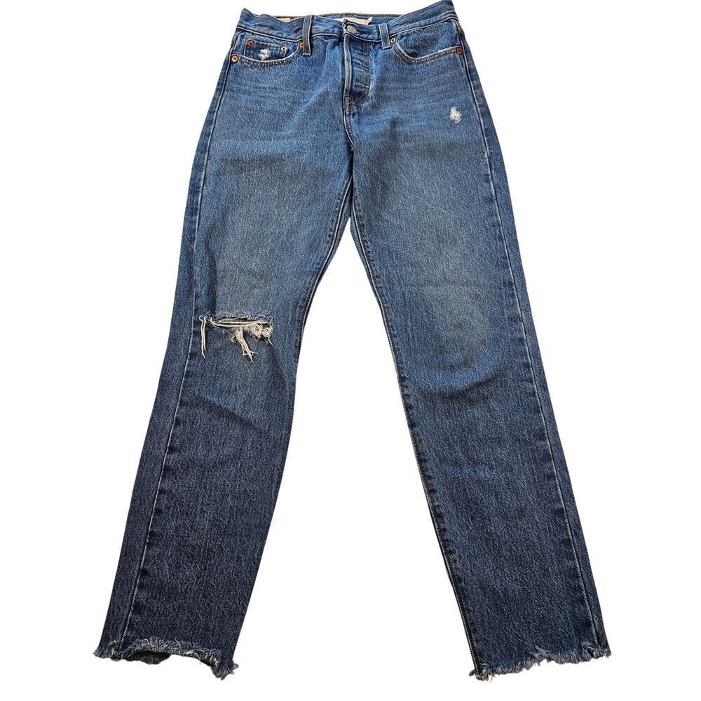 Levis premium wedgie fit mom jeans high rise size 26 tapered crop 90s jeans